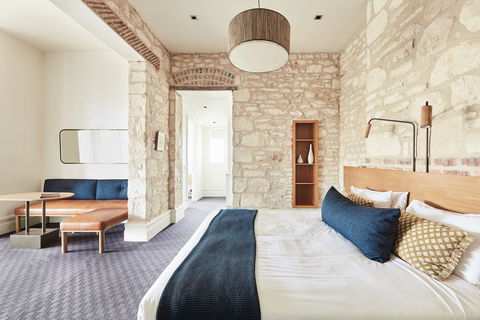 Hotel Sorrento - Accommodation Perth 8