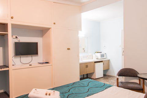 Jubilee Motor Inn - Accommodation Perth 2