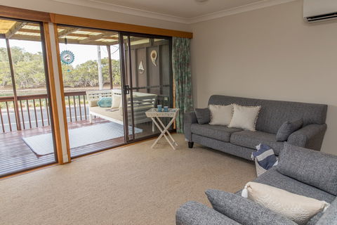 Kookas Nest - Accommodation Perth 6
