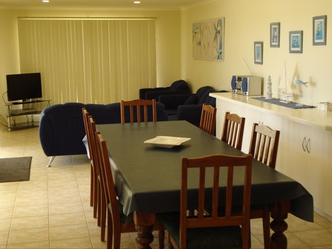 Larasa - Accommodation Perth 2