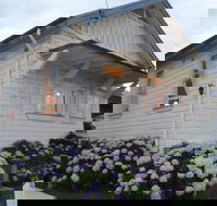 McGowans Boutique Bed and Breakfast - Perth Resorts