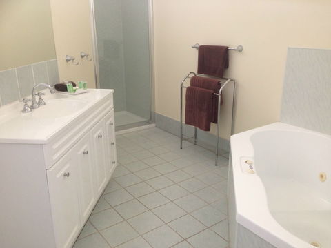 Meeniyan Motel And Bike Hire - Accommodation Perth 5