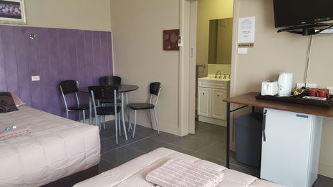 Meeniyan Motel And Bike Hire - Accommodation Perth 6