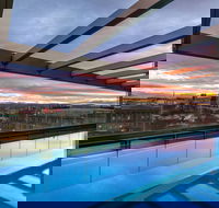 Oaks Brisbane Casino Towers Suites