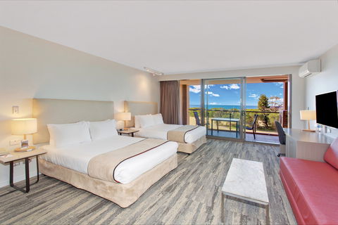 Quality Hotel Sands - Accommodation Perth 1