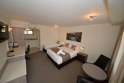 Rockpool Motor Inn - Accommodation Perth 1