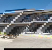 Royal Motel Miles - Accommodation Perth