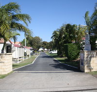 Sarina Palms Caravan Village - Accommodation Perth