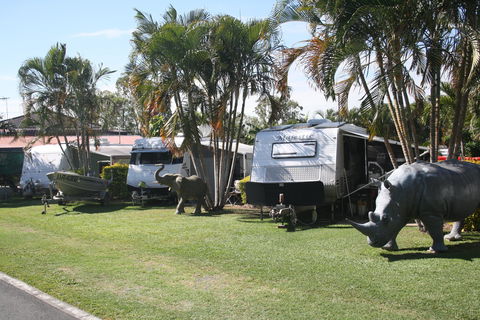 Sarina Palms Caravan Village - Accommodation Perth 2