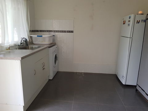 Sunset Sippers - Accommodation Perth 2
