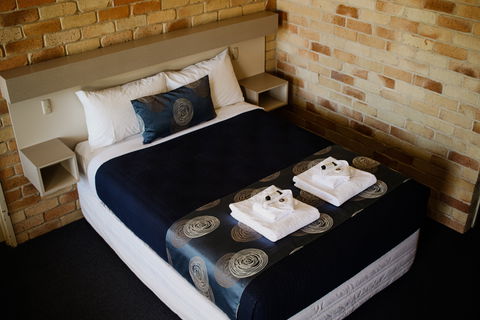 The Australian Hotel Motel - Perth Resorts 3