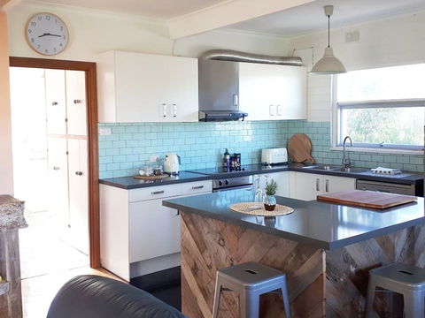 The Lobster - Accommodation Perth 1