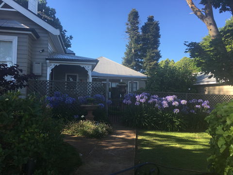The Old Manse Bed And Breakfast - Perth Resorts 0