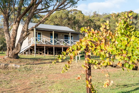 The Sleeping Lady Private Retreat - Accommodation Perth 0