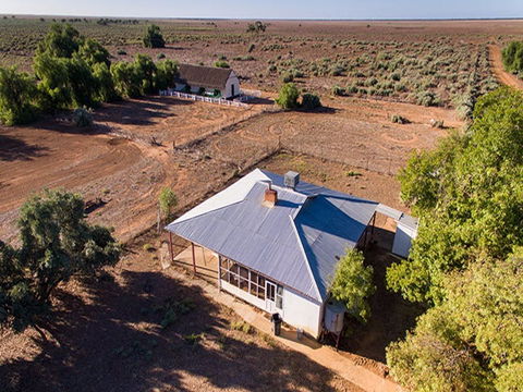 Willandra Cottage - Accommodation Perth 1