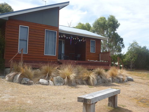 Yakkalla Holiday Cottage - Accommodation Perth 0