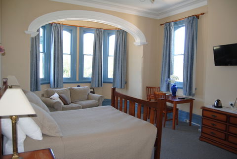 Airlie House Motor Inn - Perth Resorts 1