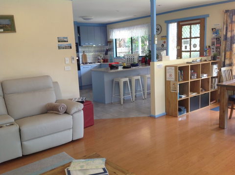 Bells By The Beach - Accommodation Perth 2