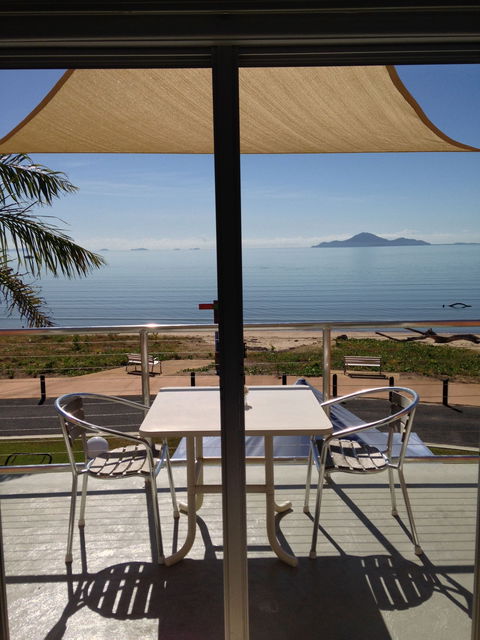 Cardwell Beachfront Motel - Accommodation Perth 0