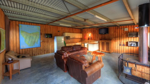 Rivers Edge Wilderness Camping - Accommodation Perth 0