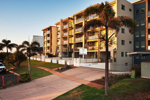 The Point Resort Bargara - Accommodation Perth 0