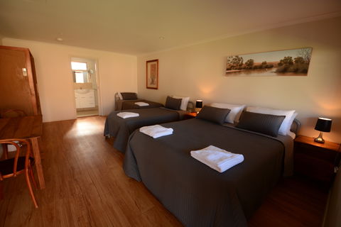 The Original Silverton Hotel - Perth Resorts 2