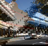 Victoria Hotel Accommodation - Perth Resorts