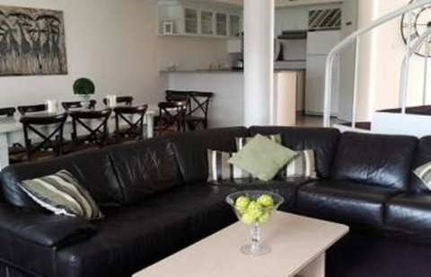 Villa Tarni Apartment 18 - Accommodation Perth 0