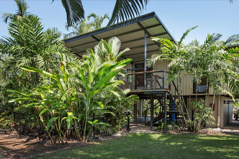 Villa Frangipani - Perth Resorts 0