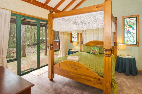 Yelverton Brook Eco Spa Retreat And Conservation Sanctuary - Accommodation Perth 2