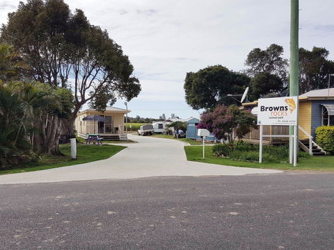Browns Rocks Caravan Park - Accommodation Perth 0