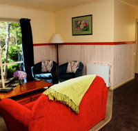 Crays Accommodation - The Esplanade - Perth Resorts