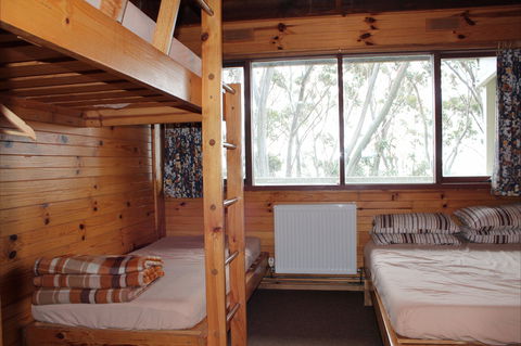 Edski Lodge - Accommodation Perth 1