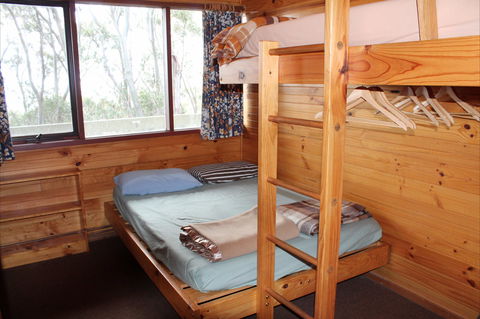 Edski Lodge - Accommodation Perth 2