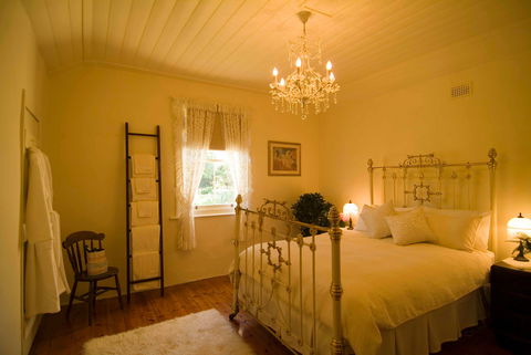 Evelyn Homestead - Accommodation Perth 2