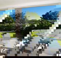 Fingal Bay Beach House - Accommodation Perth