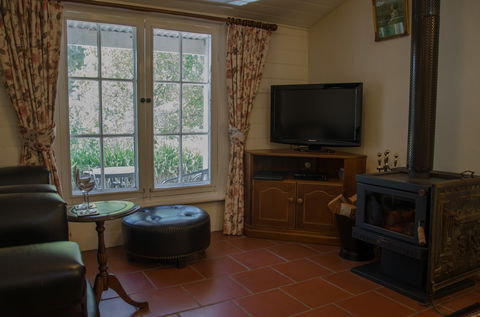 Ford Cottage Bed & Breakfast - Perth Resorts 2