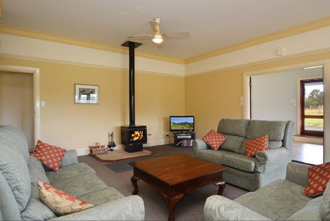 Grasmere Estate Homestead - Accommodation Perth 0