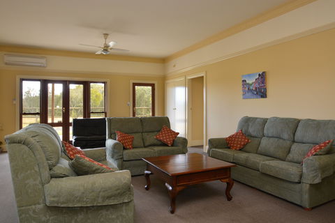 Grasmere Estate Homestead - Accommodation Perth 1