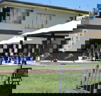 Hotel Motel 5 - Perth Resorts