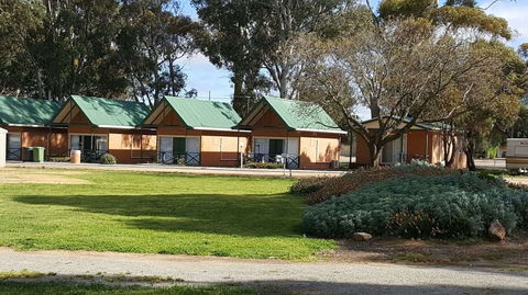 Jamestown Country Retreat Caravan Park - Accommodation Perth 2