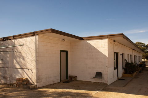 Kimba Units - Apartment 5 - Accommodation Perth 1