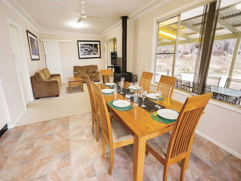Lavender Vale Cottage - Perth Resorts 2