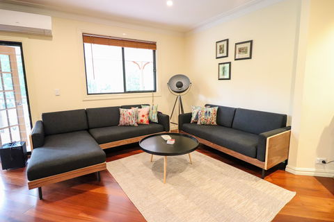 Lumeah House - Accommodation Perth 1