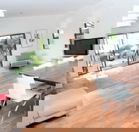 Neptune - Perth Resorts