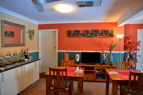 Palms Bed And Breakfast - Accommodation Perth 2