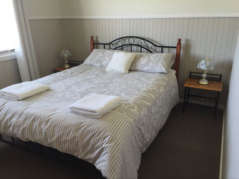 Riverland Holiday Cottage - Accommodation Perth 1