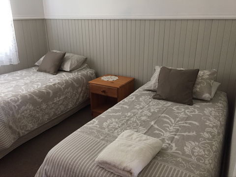 Riverland Holiday Cottage - Accommodation Perth 2