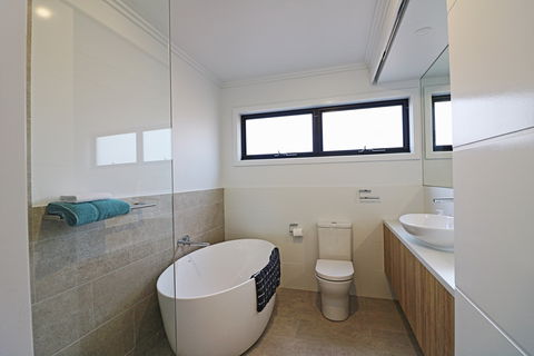 The Shore Break - Accommodation Perth 0