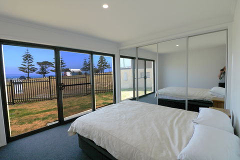 The Shore Break - Accommodation Perth 1
